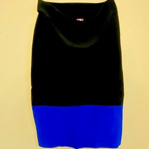 Bcbgmaxazria bandage skirt